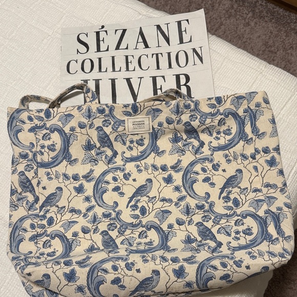 Sezane Handbags - Sezane Antoinette Poisson Blue and Cream Tote Bag